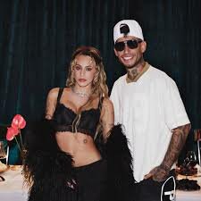 Tini & Ulises Bueno - Dos Amantes (2026) Mp3