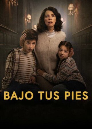 Bajo tus pies BDrip XviD Castellano